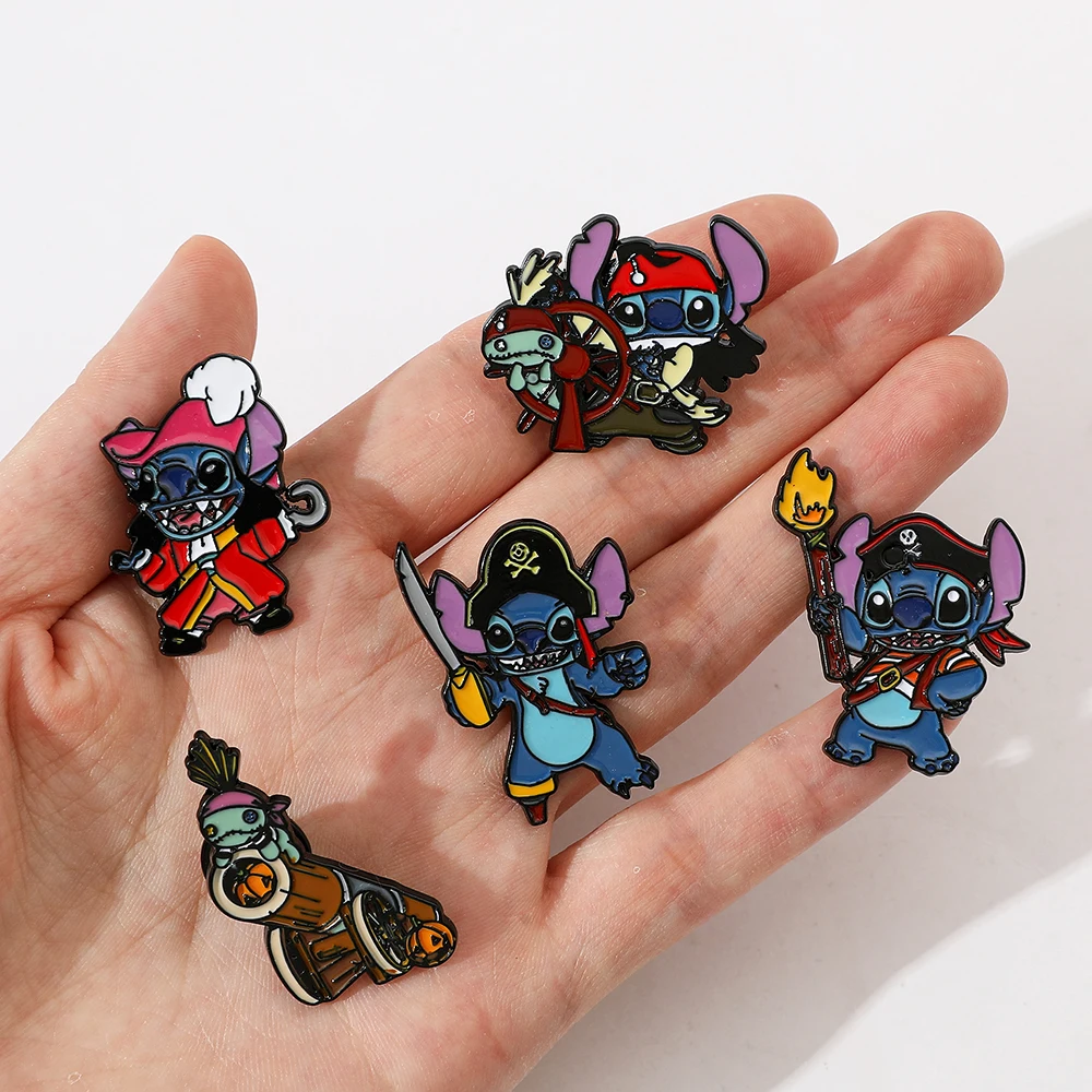 Anime Lilo & Stitch Brooch, Pin de Cura Criativa, Emblema de Metal, Jóias, Roupas, Acessórios Mochila, Presente, 5 Pcs