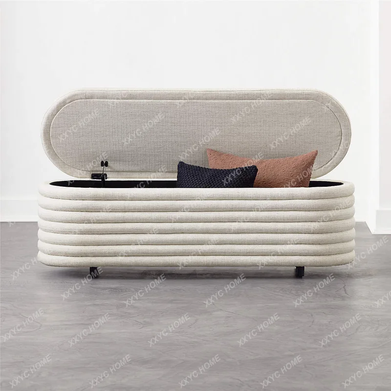 

Пуфик-тумба ML из ткани в кремовом стиле для спальни и гостиной в средневековом стиле