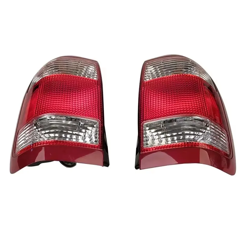 

Suitable for Nissan PATHFINDER Terrano Regulus Tr50 R50 rear taillights 26550-2W625 26555-2W6251996 to 2004 pair