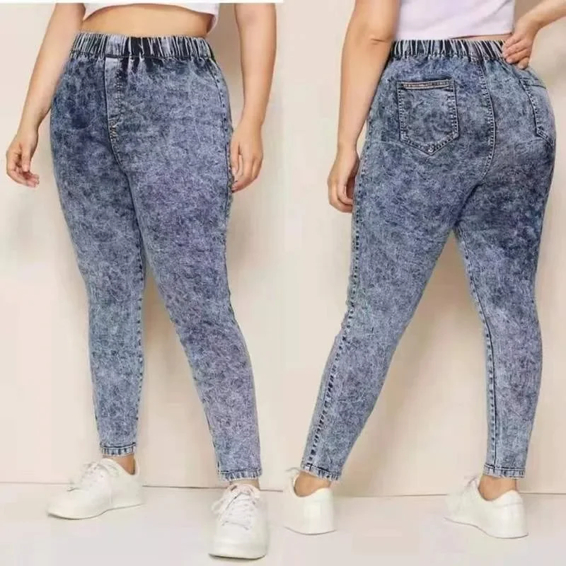 

2023 Popular Fashion Design Snowflake Pants Plus Size Women's Jeans Small Feet Jeans