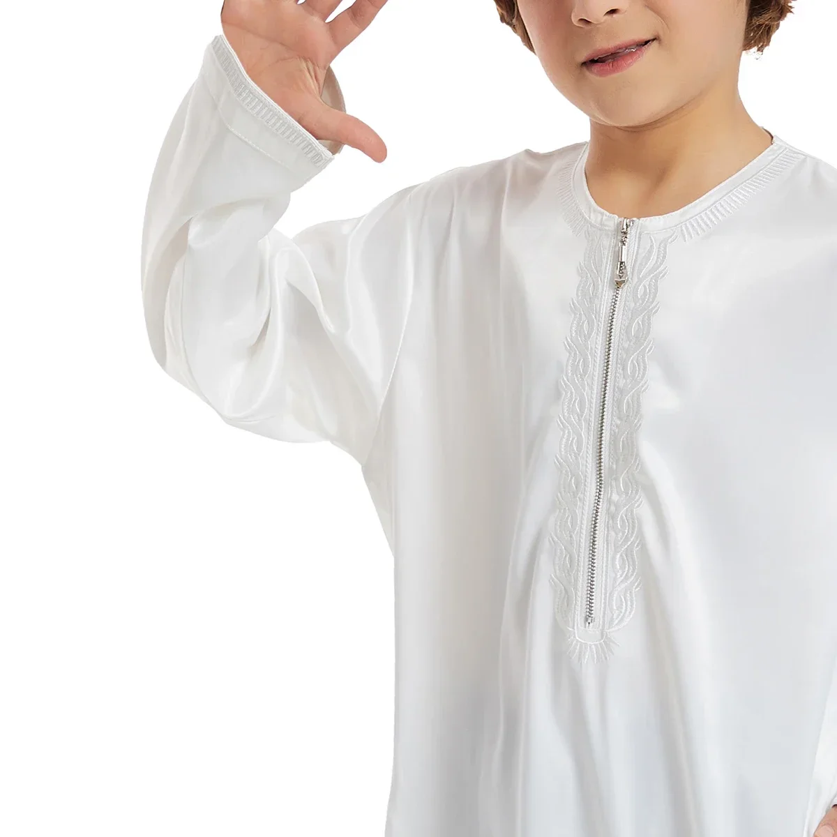 Nuovo 2025 Dubai Arabo Musulmano Bambini Ragazzi Vestiti Abaya Caftano Robe Islamico Ramadan Abbigliamento Oman Arabo Qatar Bambino Caftani Costumi