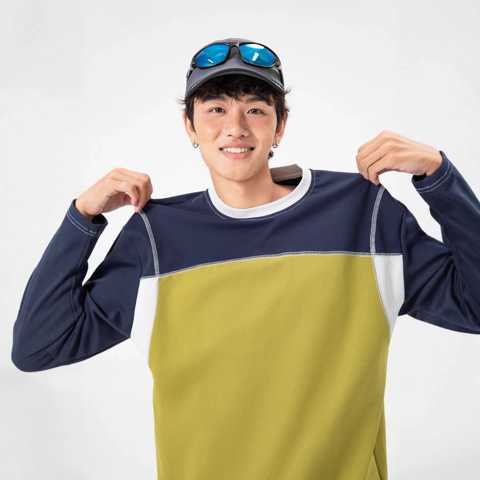 

Outdoor UV-Protective Quick-Dry Anti-Bacterial Long-Sleeve Sports T-Shirt for Men - Couple Style Sun Protection Quick-drying