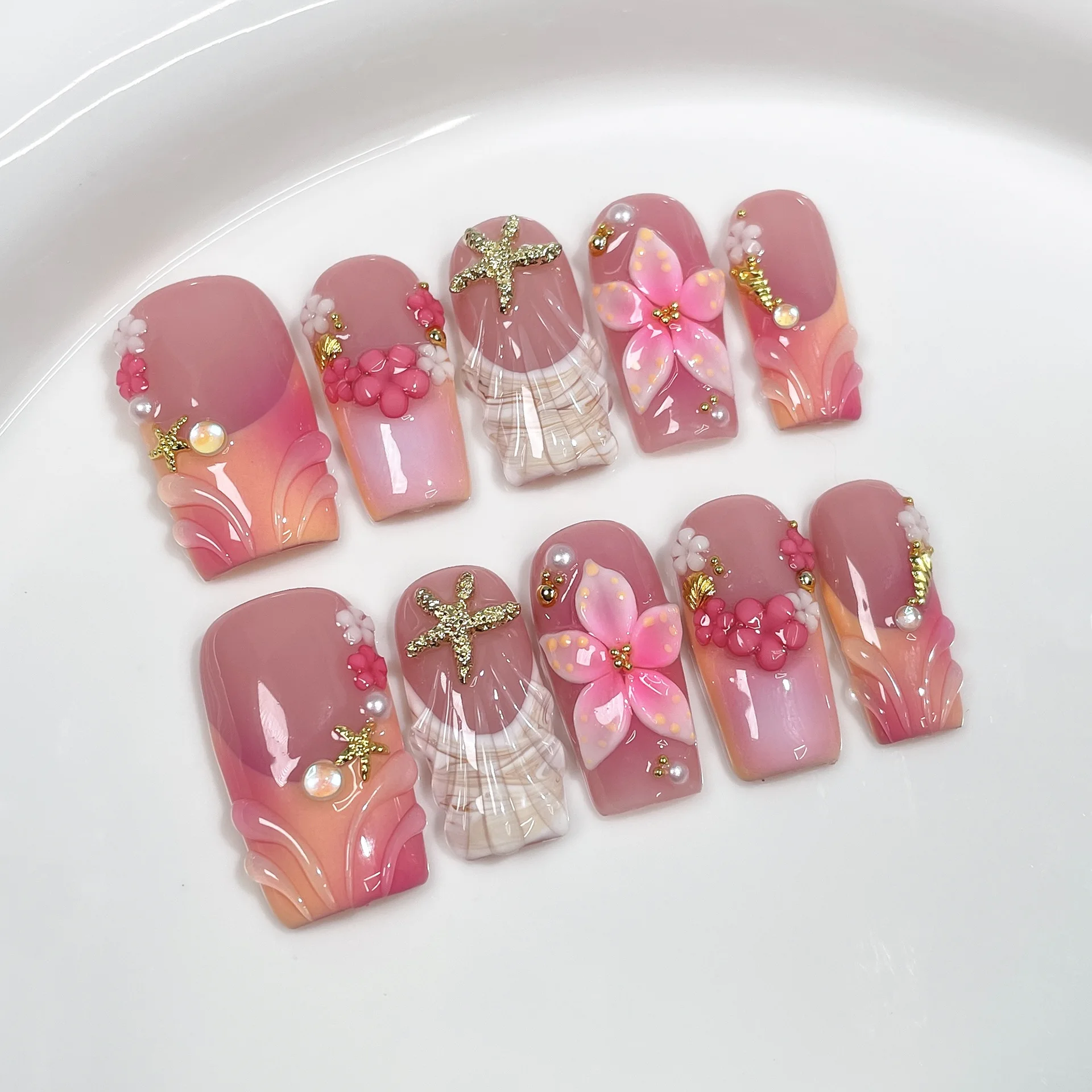 

10Pcs Mid-length Coffin Handmade Nail Tips Set French Gradient Sea Star Shell Decorations Wearable Acrylic Nails for Spice Girls