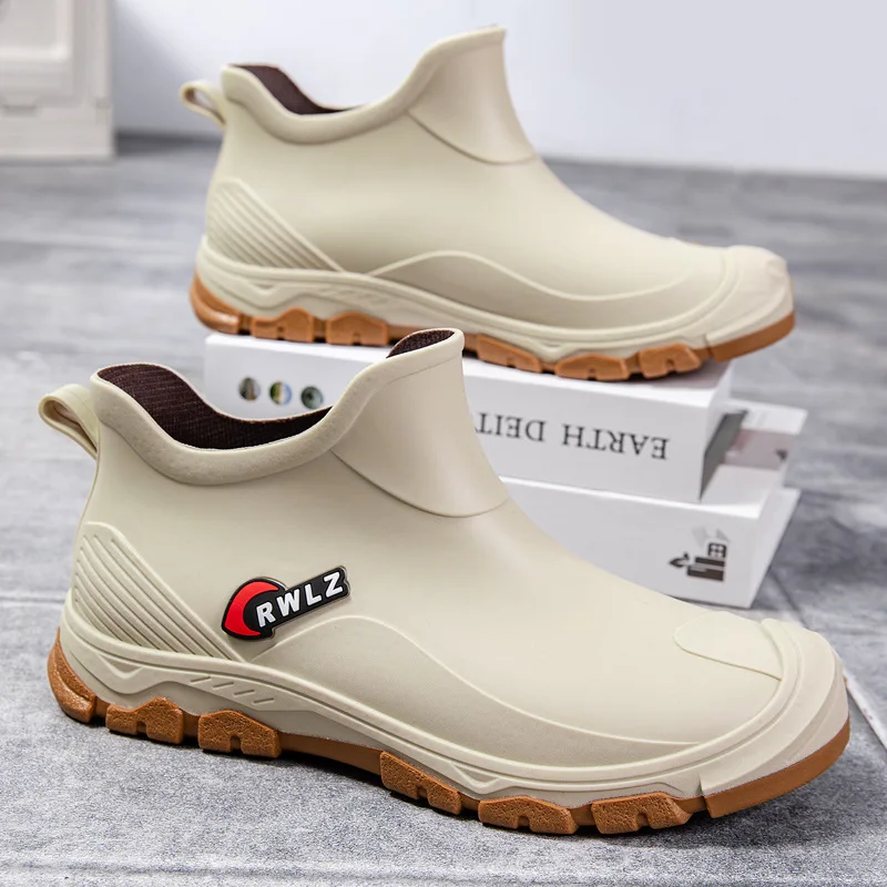 Men New Short-tube Rain Boots Outside Work Street Shoes Waterproof Boots Fashion Rain Boots Fashion Wear-resistant Plastic Shoes