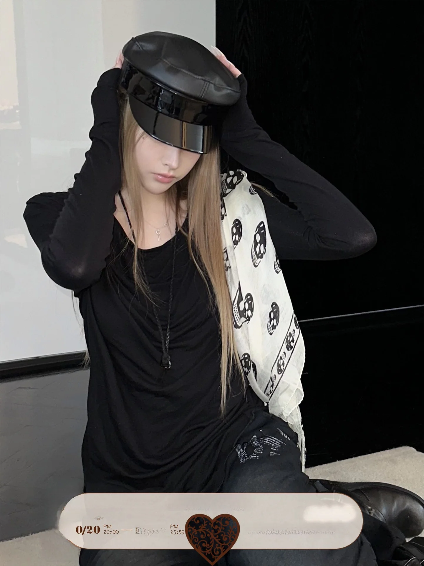 Rase Le Sol Rebel Envoy Black Silk Wool Deconstructed Long Sleeve Slim Fit Base Shirt Women's T-shirt Lyrical Simple Style