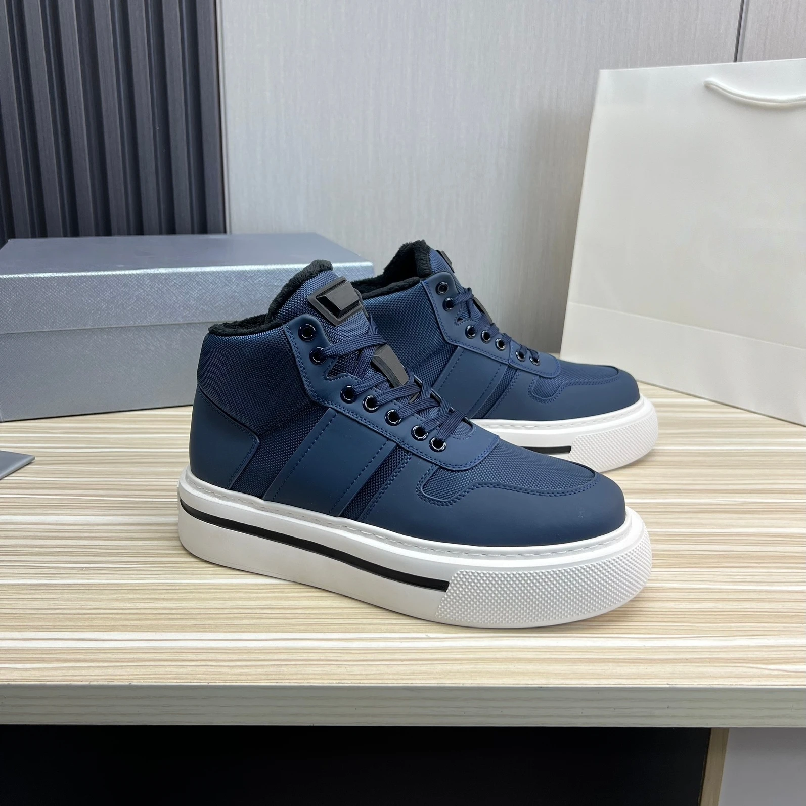 Holiday Gifts Luxury Brand Casual Sneakers Handmade Autumn Winter Men's Shoes Top Grain Leather Sport Shoes Hiking Ankle Boots