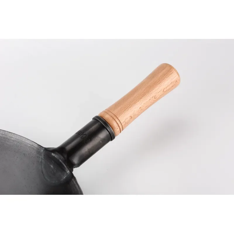 Hand Hammered Carbon Steel Wok with Beech Wood Handle 6.5L Non Stick Pan Compatible with Gas and Induction Cooker Traditional