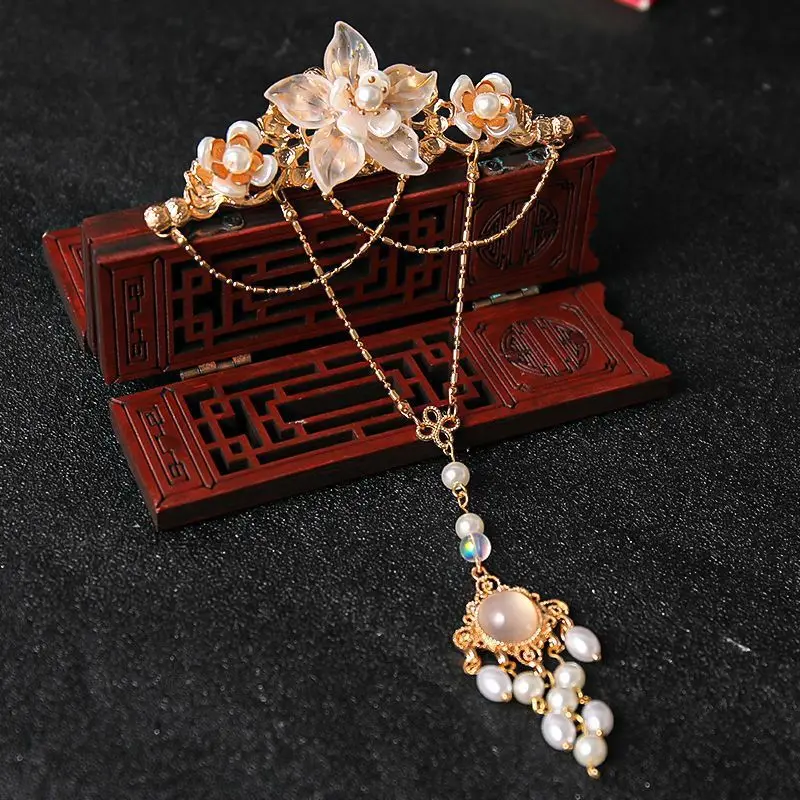 Womens White Glass Flower With Beads Fringe Hairstick  Antique Hair Accessories