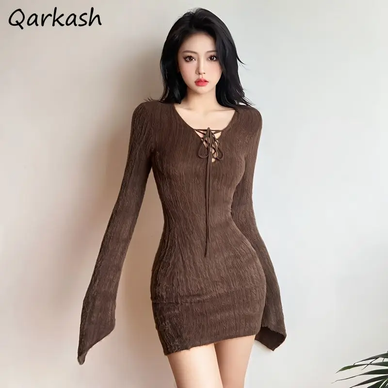 

Sexy Bodycon Mini Dress Women Autumn Korean Fashion Clubwear Ladies Lace-up Designed Aesthetic Folds Mature Flare Sleeve Popular