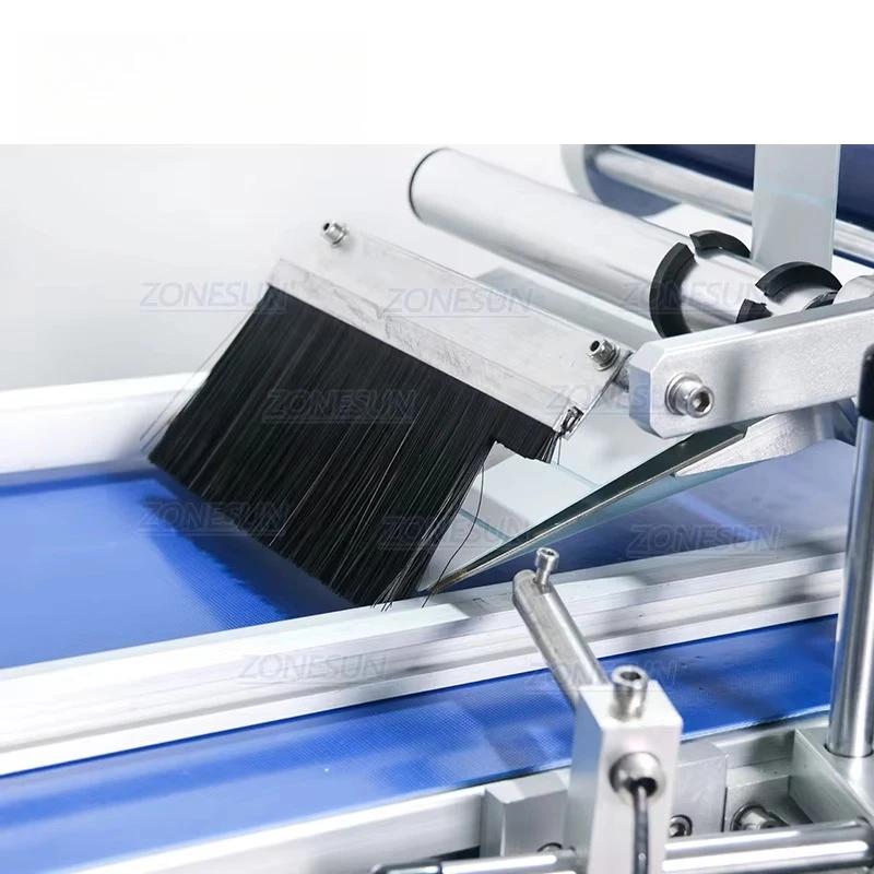 ZONESUN ZS-TB150PB Scratch Card Flat Surface Bottle Pouch Automatic Labeling Sticking Machine for Cosmetics