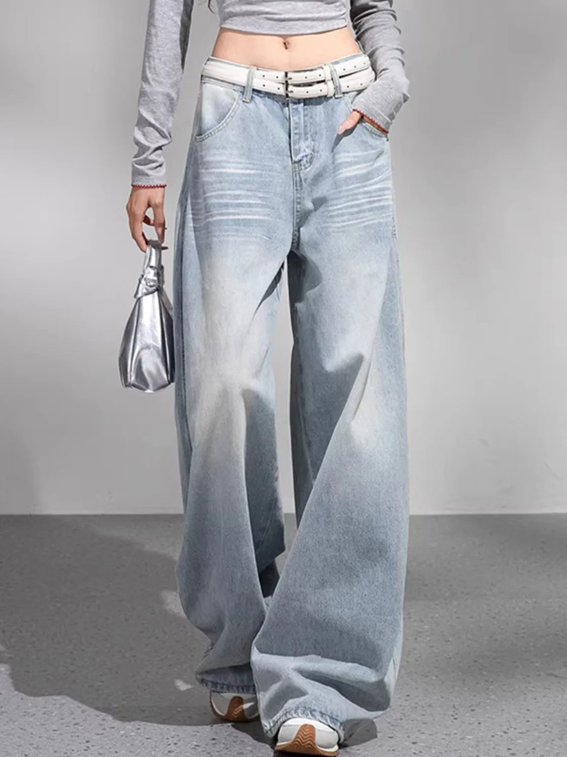 American Retro Light Blue Curved Hem Jeans For Women, New Summer Design, Loose Wide-Leg Washed Distressed Pants