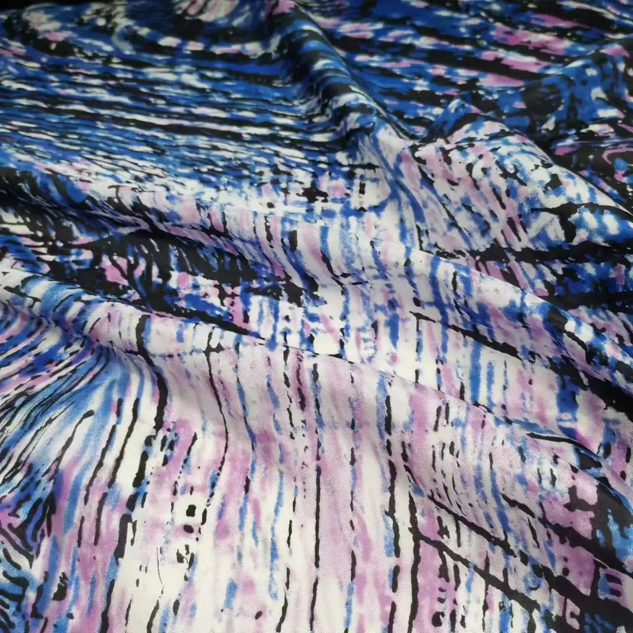 

Mulberry Silk 7mm Habotai Silky Glossy Habutai Fabric 112cm 43" Wide