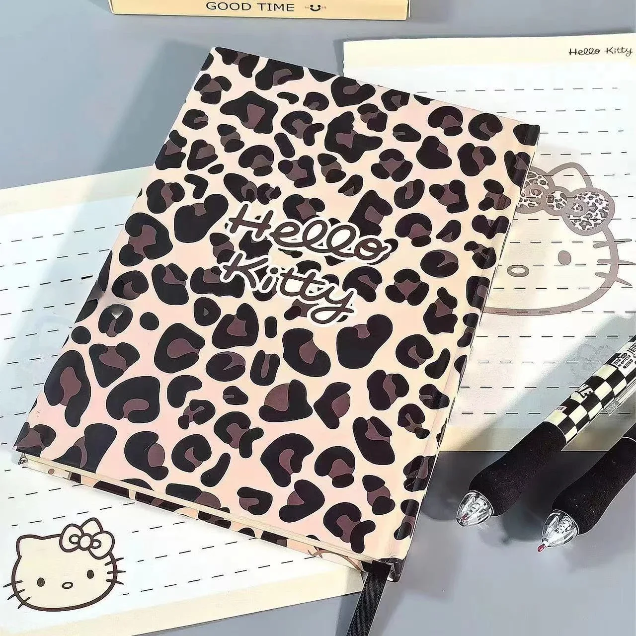 2025 Retro Niche Spicy Girl Cute Kitten Handbooks Color Page Design Stylet Diary School Specific Notebook