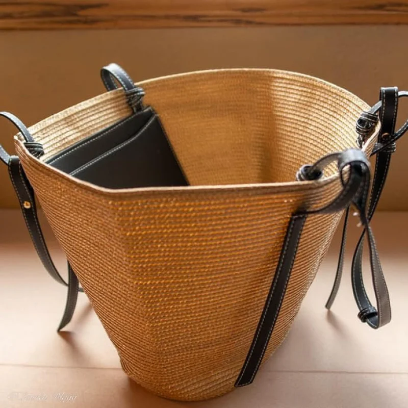 Panier Соломенная тканая сумка-тоут Веганская кожаная сумка с ремнями Внутренняя сумка Пляжная приморская плетеная корзина из рафии из ротанга Большой кошелек Фермера
