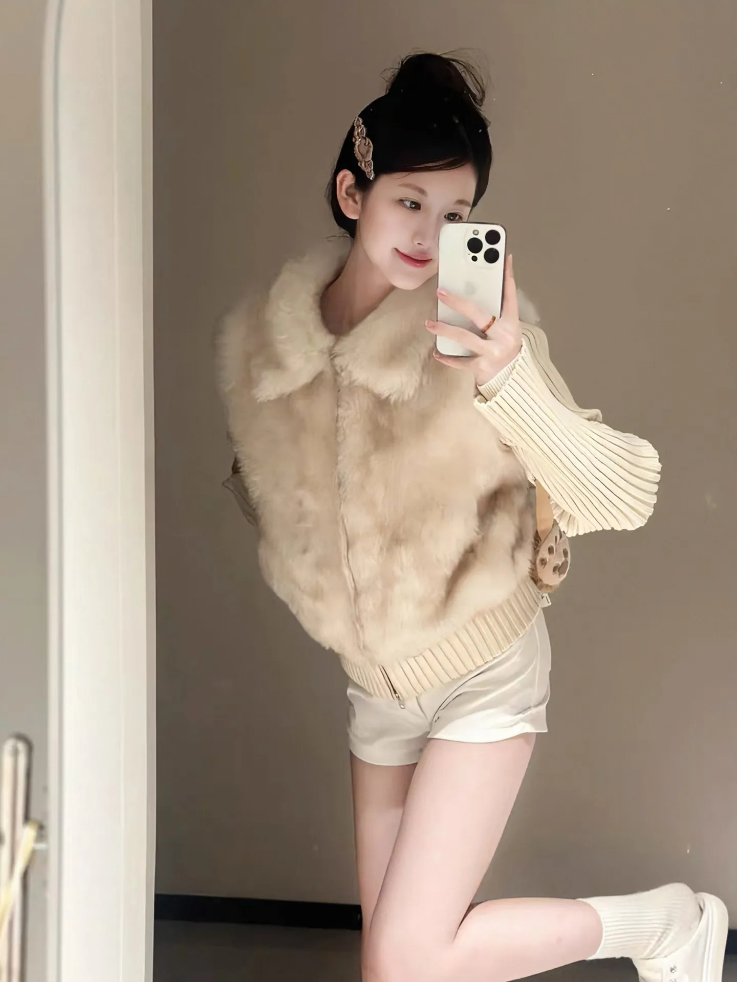 

Экологичный женский жилет из искусственного меха токка с отстегивающимися рукавами, пушистая верхняя одежда, повседневный стиль, свободный крой, полиэстер, длинный рукав