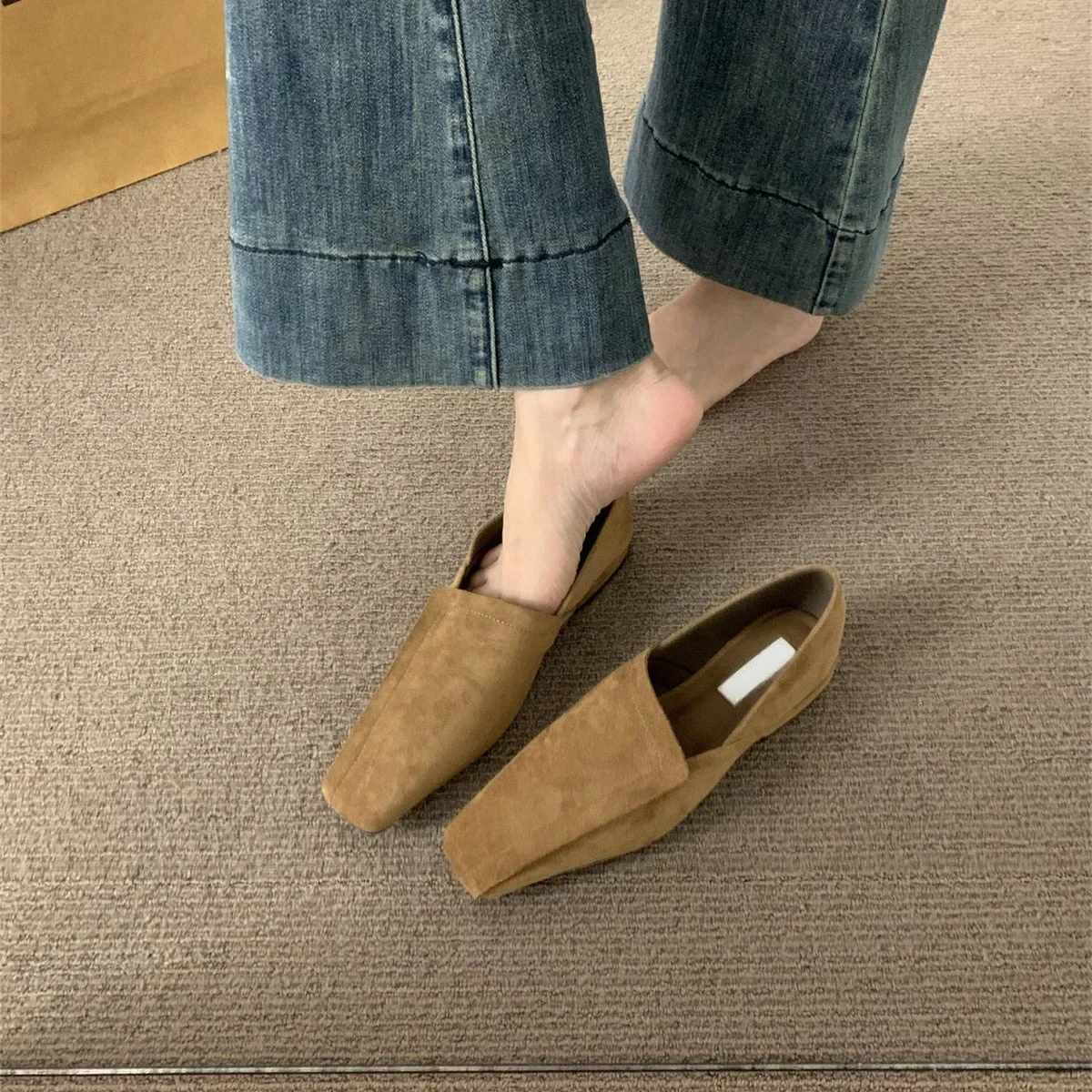 sapatos-retro-de-camurca-com-bico-quadrado-e-boca-profunda-novo-estilo-2025-primavera-e-outono-mocassins-simples-e-versateis-sapatos-femininos