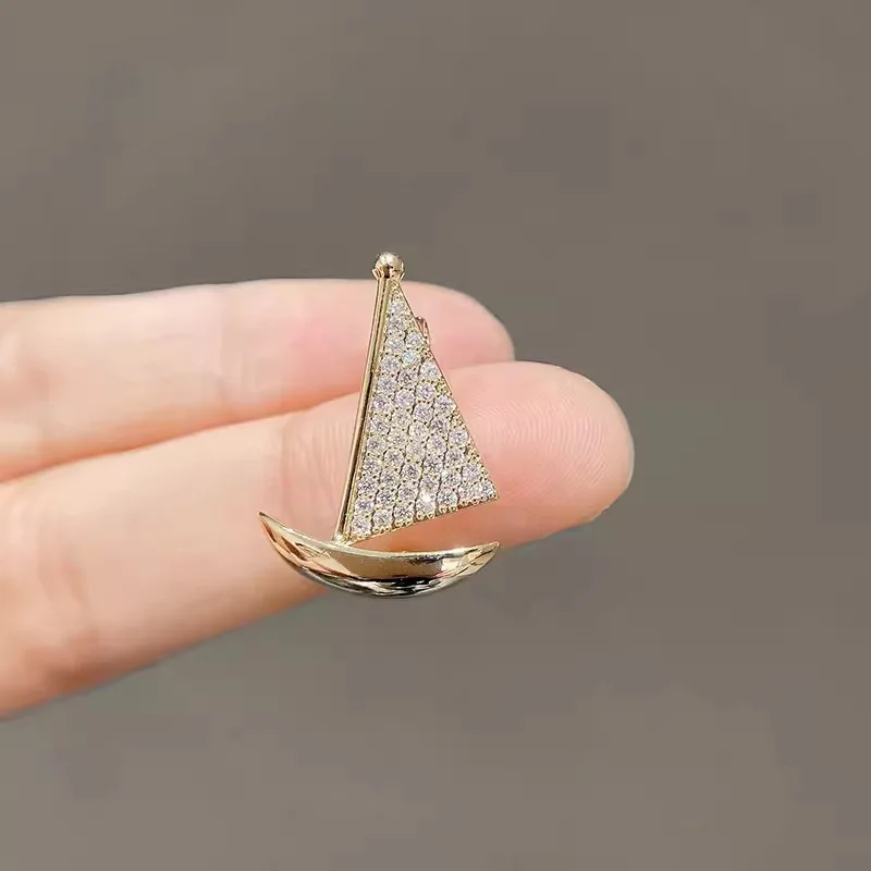 Estilo japonês personalizado veleiro broche estilo broche bonito das mulheres dos homens design sentido colar terno decoração broche cosplay presentes
