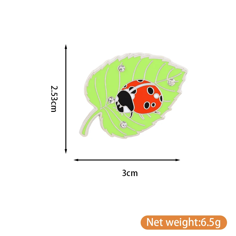 Ladybug On Green Leaf Enamel Pin Exquisite Crystal Teardrop Badge Cute Natural Animal Jewelry Fun Backpack Decorative