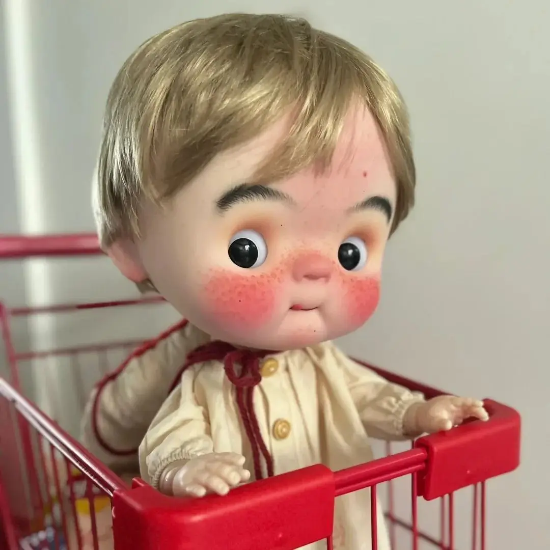 새로운 BJD 인형 1/12 사이즈 14cm 높이 큰 머리 큐베이비 귀여운 소녀 레진 장난감 생일 선물 베이비 엔젤 인형 특가 관절 인형