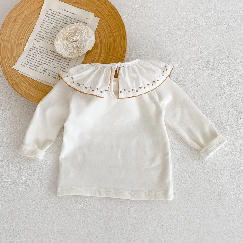 Autunno nuovo abbigliamento per bambini, ragazza di 0-2 anni, Top inferiore con colletto di loto ricamato, stile Versatile bianco