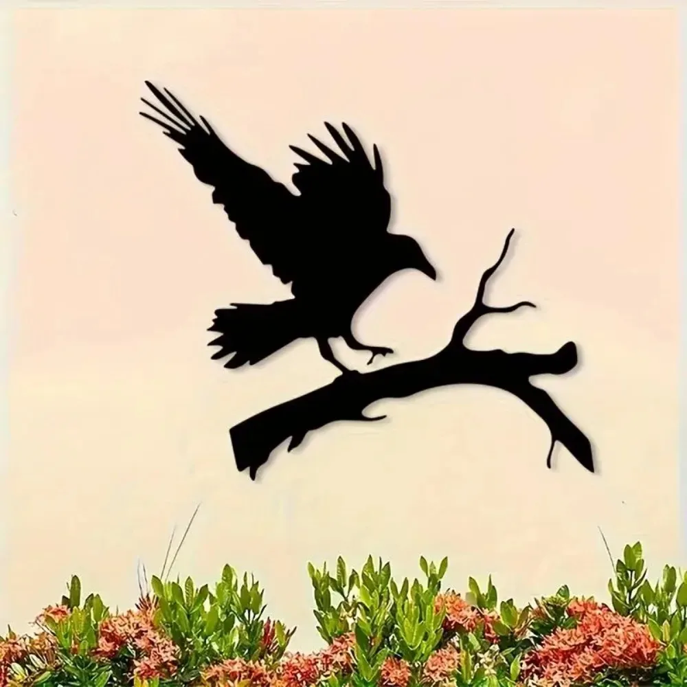 1PC Gothic Crow Aluminum Tin Wall Art Realistic Perching Bird Pattern Vintage Style Art Poster Home Living Room Indoor Wall Deco