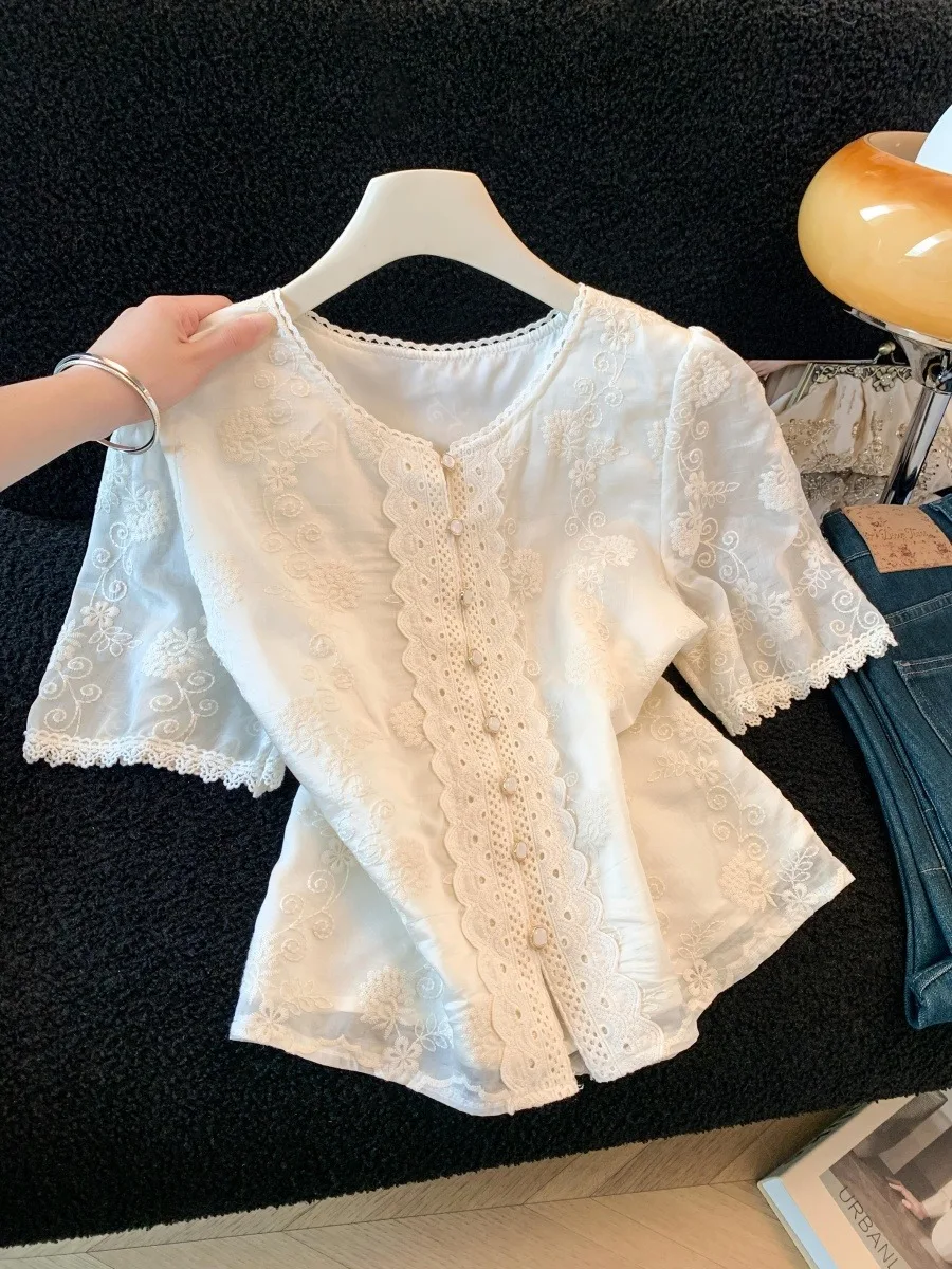 

Heavy Embroidery Lace Shirt Women Summer New Loose Casual Versatile Short Bubble Sleeve round Neck Breathable Skin-Friendly K...
