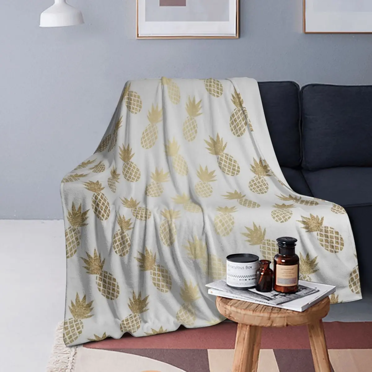 Gold Pineapple Pattern Blankets Soft Warm Flannel Throw Blanket Cover for Bed Living room Picnic Travel Home Couch