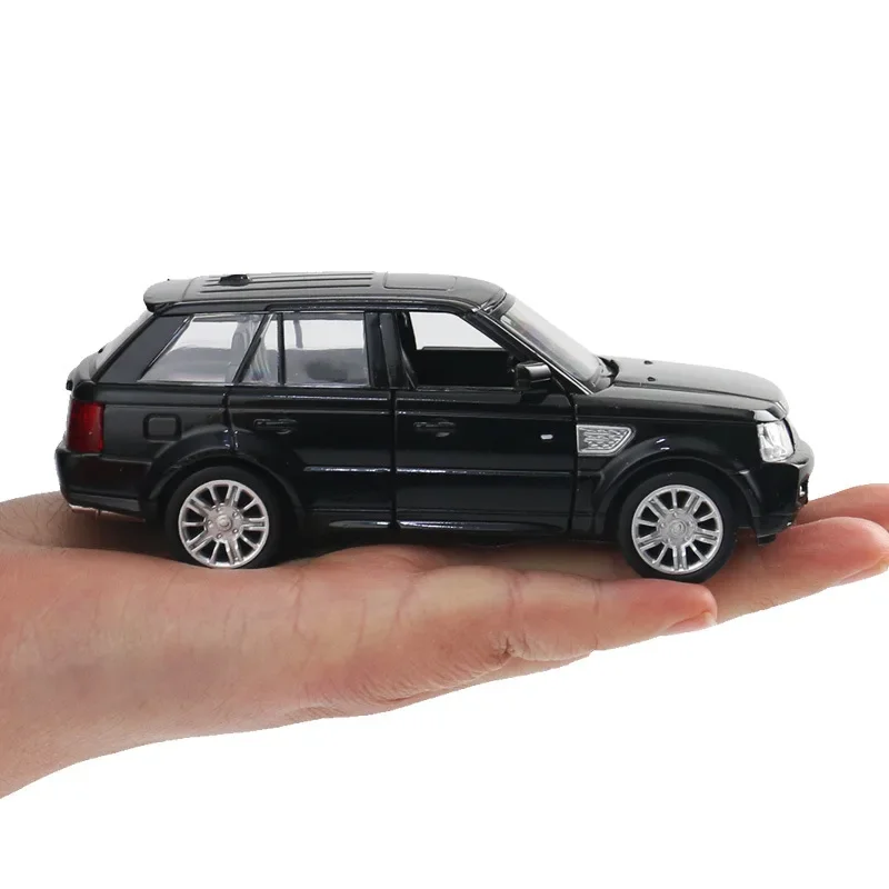 1:36 Land Rover Range Rover SUV Model Car Toys Diecast Alloy with Pull Back Rubber Tires car Models for Boys Kids Gifts F321