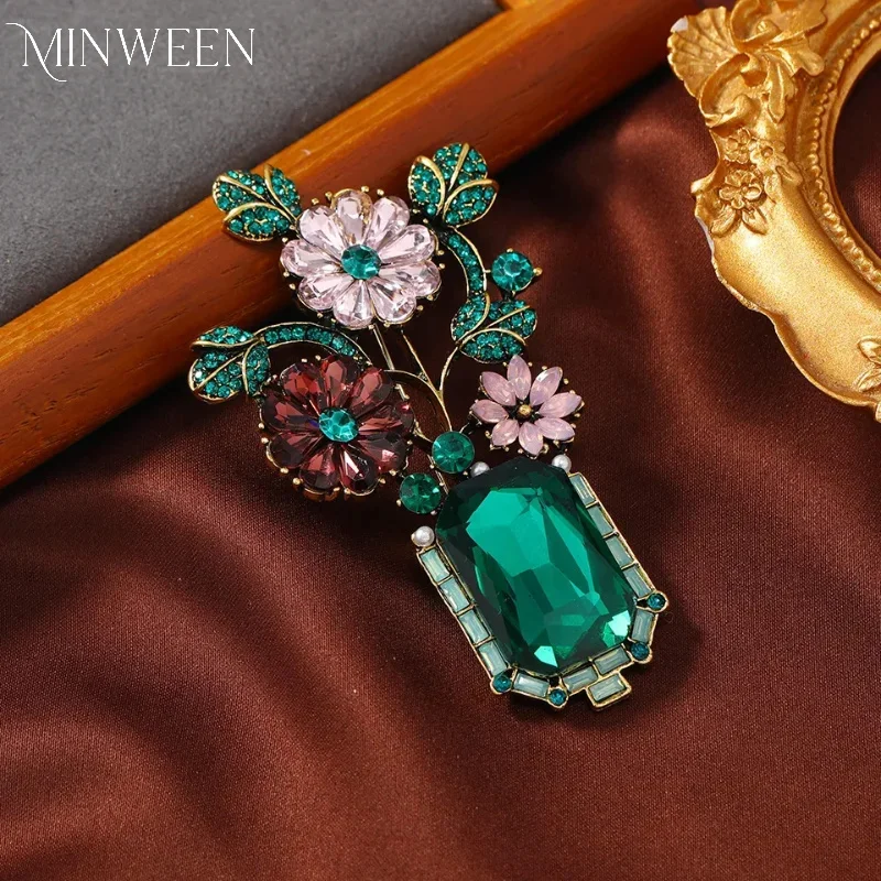 Minween European Vintage Style Green Forest Brooch Provence Garden Bust Luxury Brooches For Women