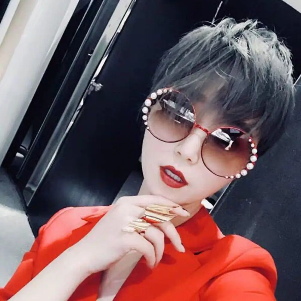 Fashion Pearl Design Round Frame Sunglasses Metal Frame UV Protection Round Sun Glasses Gradient Lens Shades for Women