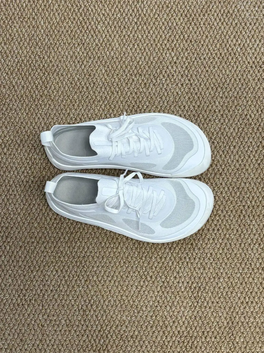 Men's and Women's Squat and Deadlift Shoes Comfortable Weightlifting Training Shoes Walking Casual Shoes and Sports Trainers