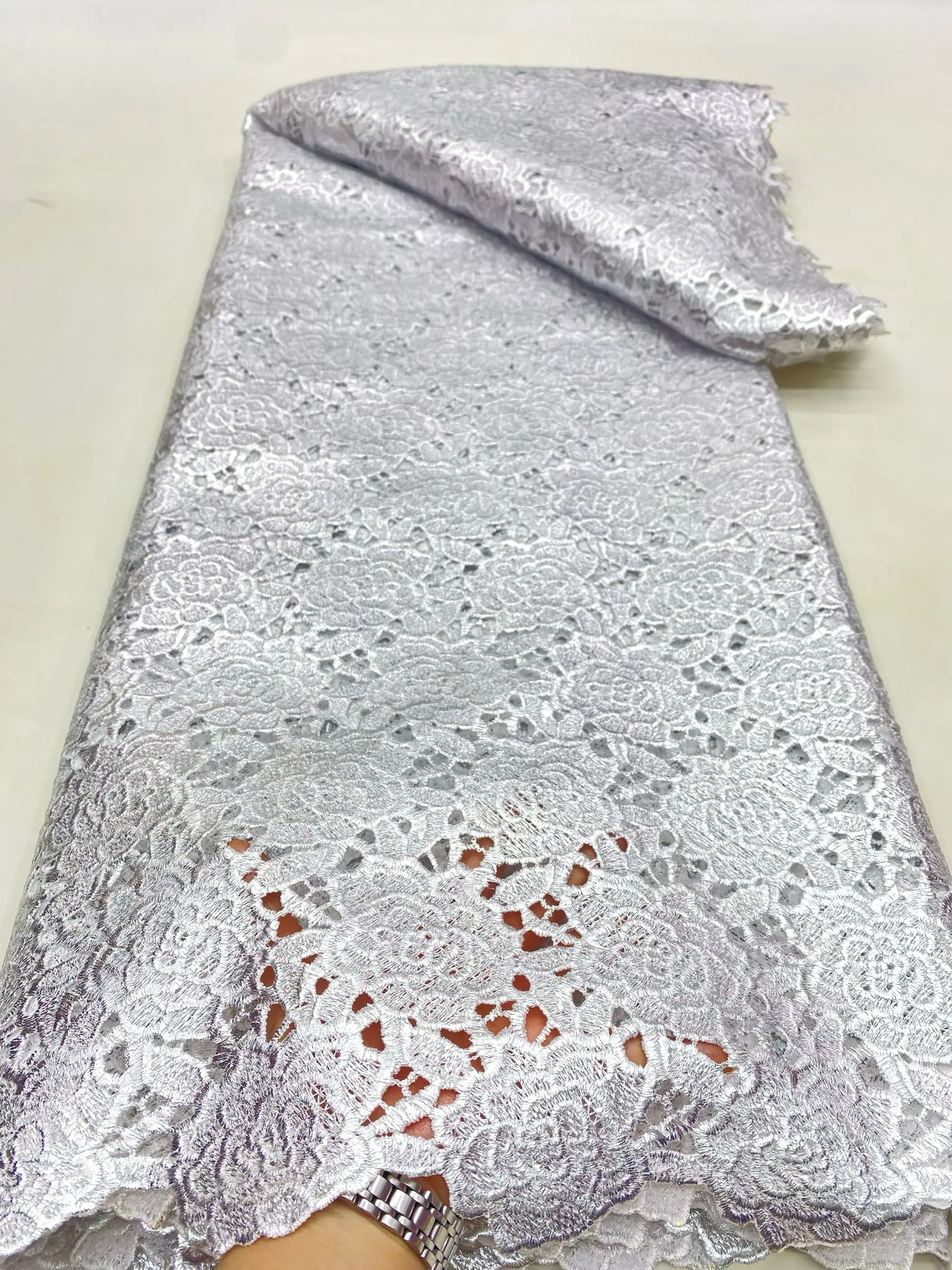 

New Arrival White Cord African Nigeria Lace Fabric 2025 High Quality Guipure French Water Soluble Lace Fabric For Party PDP25159