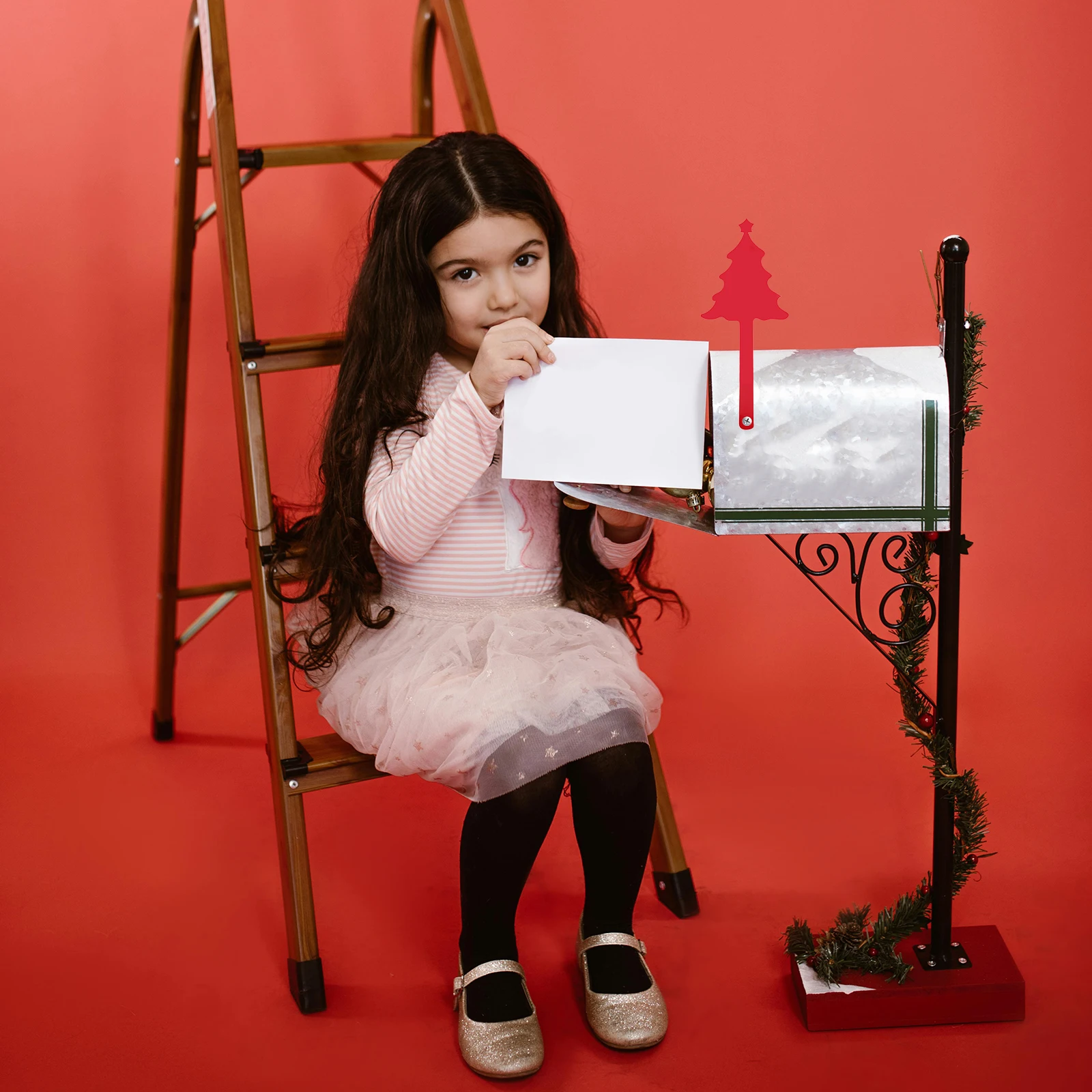 

Christmas Mailbox Flag Acrylic Skiing Dog Christmas Tree Design Durable Replacement Flag for Outdoor Garden Holiday Mailbox