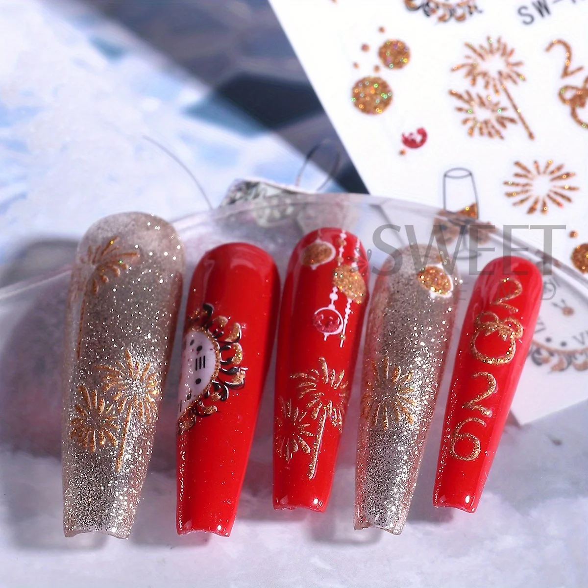 2개입 화려한 반짝이는 크리스마스 네일 아트 스티커 홀로그램 골드 글리터 크리스마스 트리 엘크 시계 디자인 새해 매니큐어 데칼