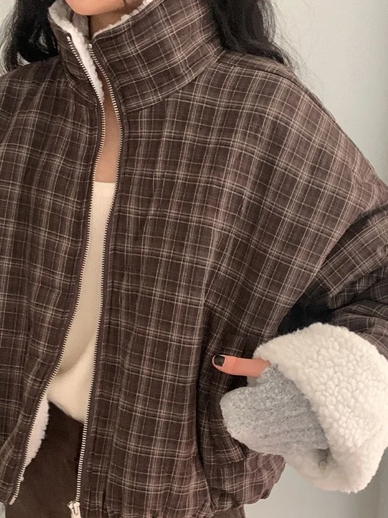 

Retro Collar Lamb Fur Cotton Jaet ort Design Women's Warmth Age Reduction Versatile Outerwear Commute Straight Tube pe