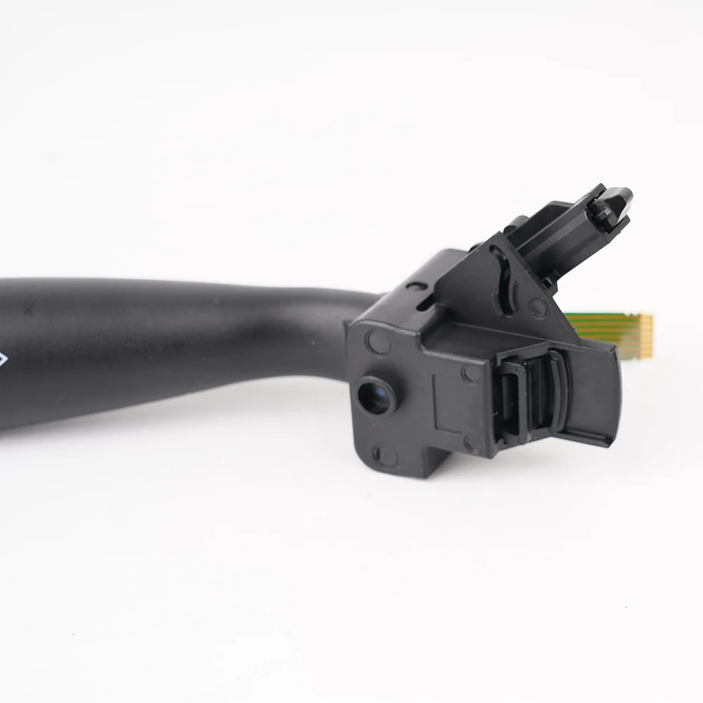 Car indicator light turn signal switch is applicable to Citroën Peugeot  307 308 207 206  OE:96608841XT, 96595087XT, 96477533XT