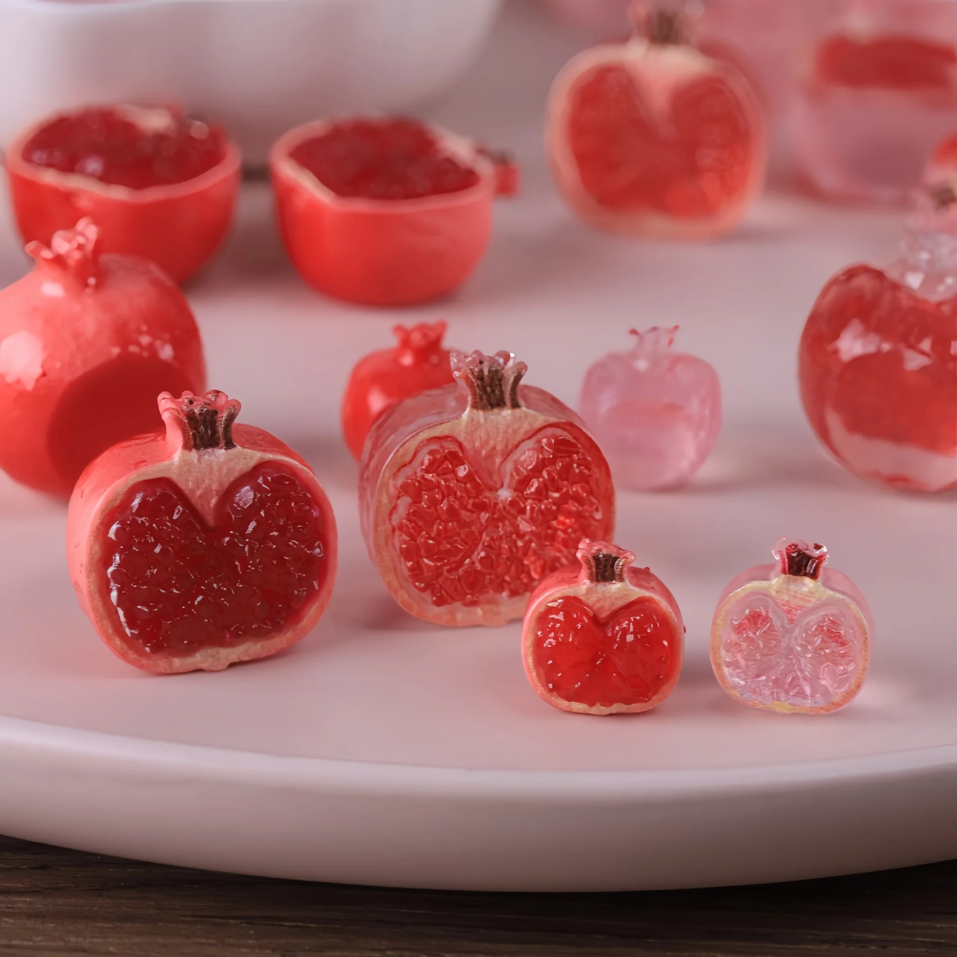 5pcs Mini Half Cut Red Pomegranate Model Fruit Translucent Pomegranate Miniature Food DIY Resin