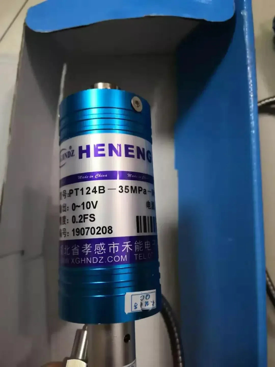 HENENG High Temperature Melt Pressure Transmitter PT124B-35MPA-M14 0-10V Output