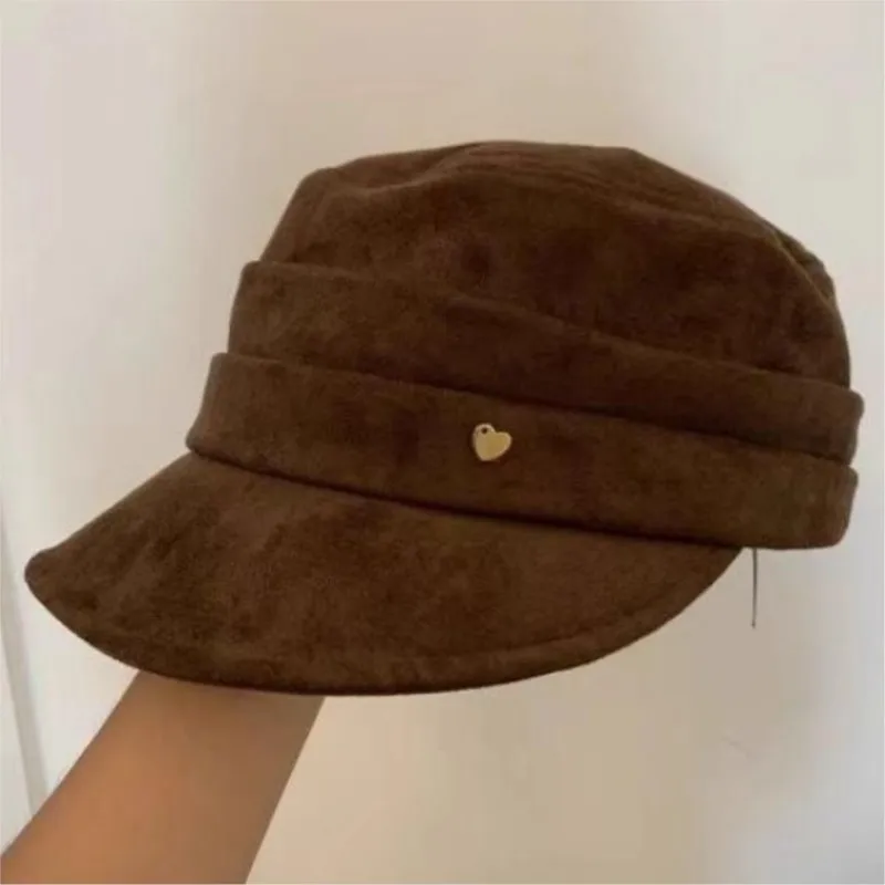 A new style of casual newsboy cap with leather pleated flat top fashionable and versatile