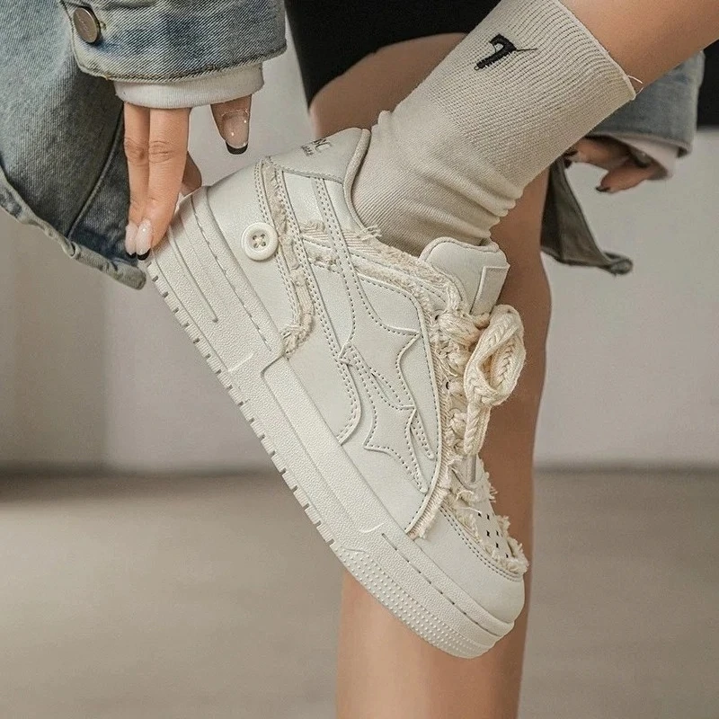 Men Women Retro Star Y2K Skate Shoes Punk Rap Streetwear Platform Sneakers Couple Casual Tennis Shoes Fashion Walking Footwear