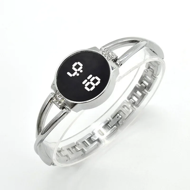 ساعة بسوار من الفولاذ LED للنساء ، شاشة تعمل باللمس ، أسلوب بسيط ، إلكتروني ، طالب ، وقت ، سوار عصري