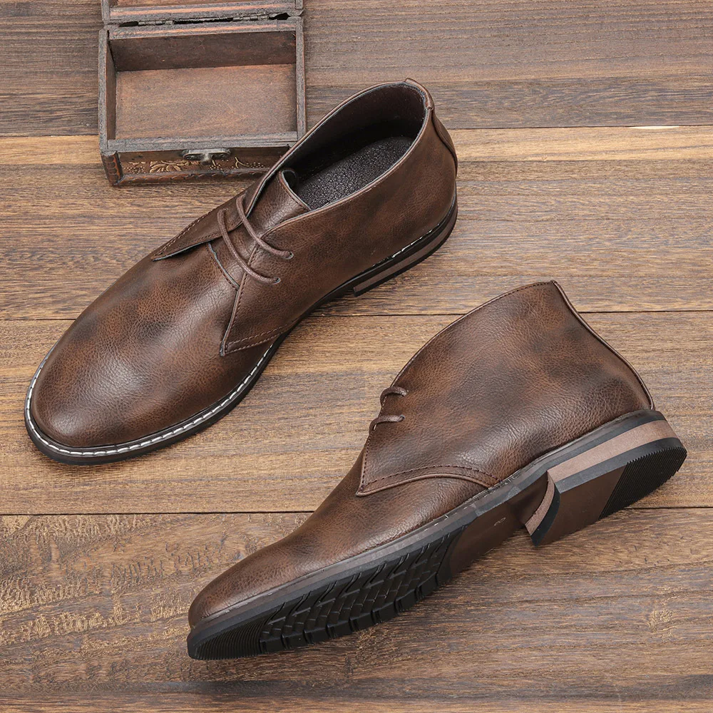 Botas clásicas de cuero Retro para hombre, botines cortos con cordones, zapatos de caña alta, Chukka/Turf, moda para el desierto