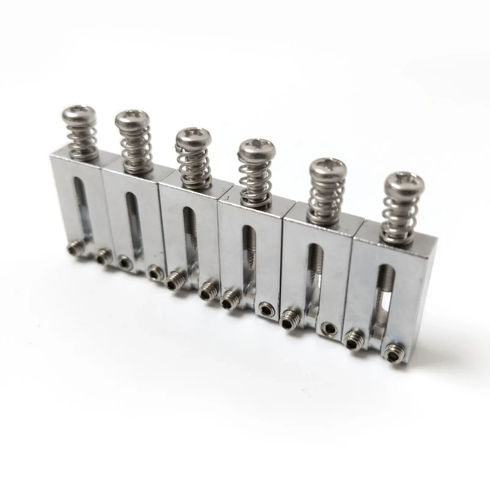 

Brass Saddle 10.5MM Guitar Tremolo Bridge Saddle Electric guitars Replacement parts