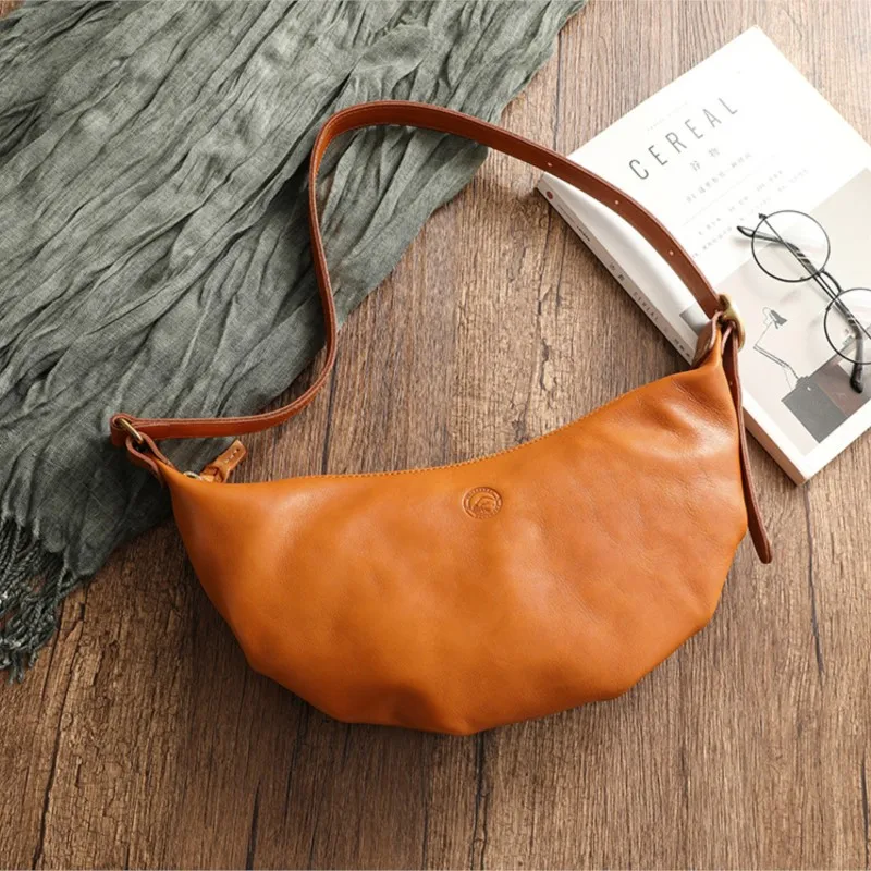 

Johnature Handmade Genuine Leather Cow Horn Bag 2025 New Texture Commuting Soft Cowhide Solid Color Women's Shoulder Bag