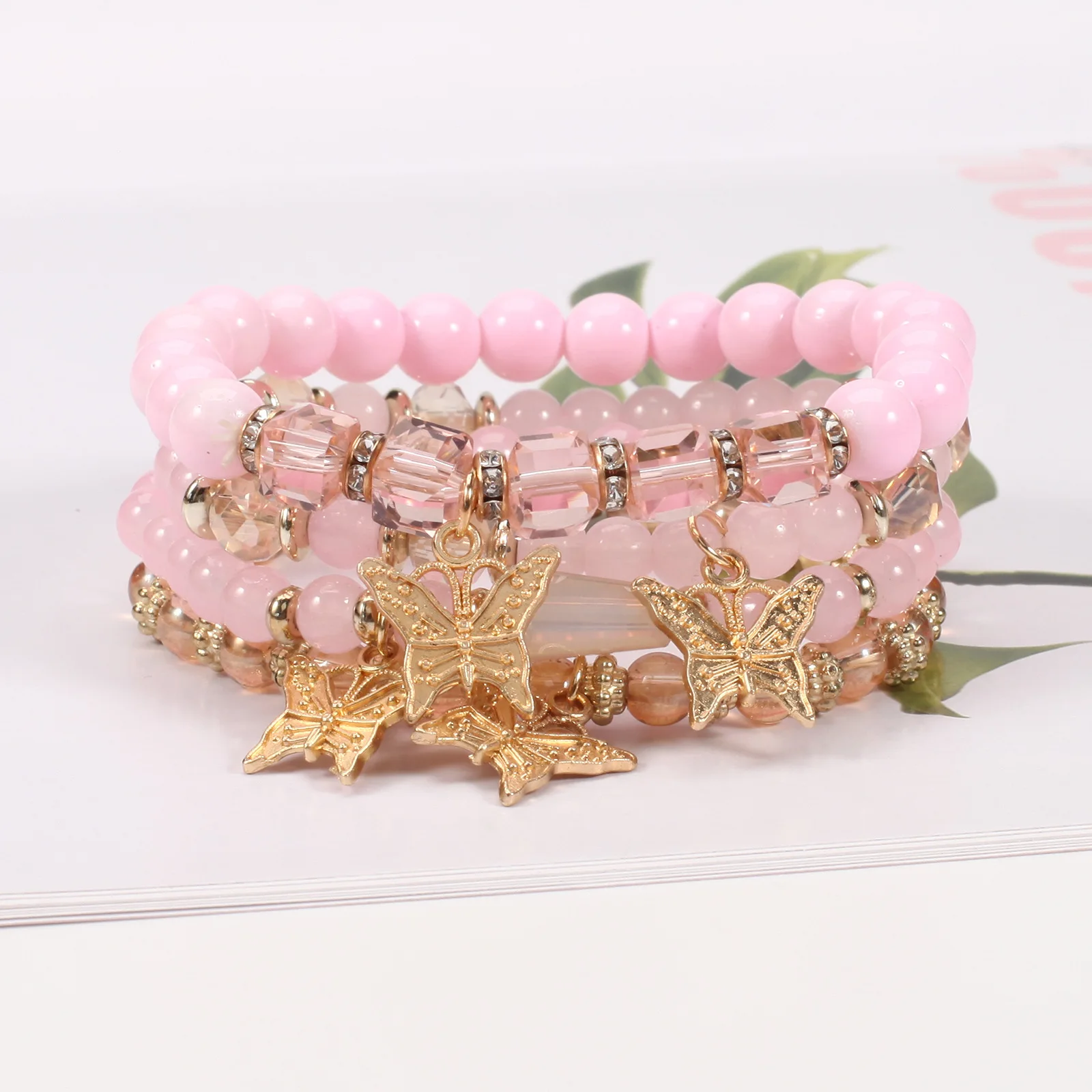 4-teiliges modisches Schmetterlings-Charm-Armband-Set für Damen, Kristallperlen-Kettenarmreif, trendiger Schmuck und Accessoires für Frauen – Detail 8