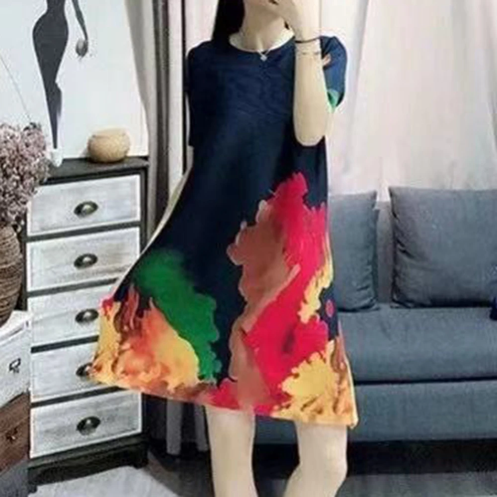 Pleated dress 2025 summer new ink painting fashion temperament loose large size age reduction A-word skirt women