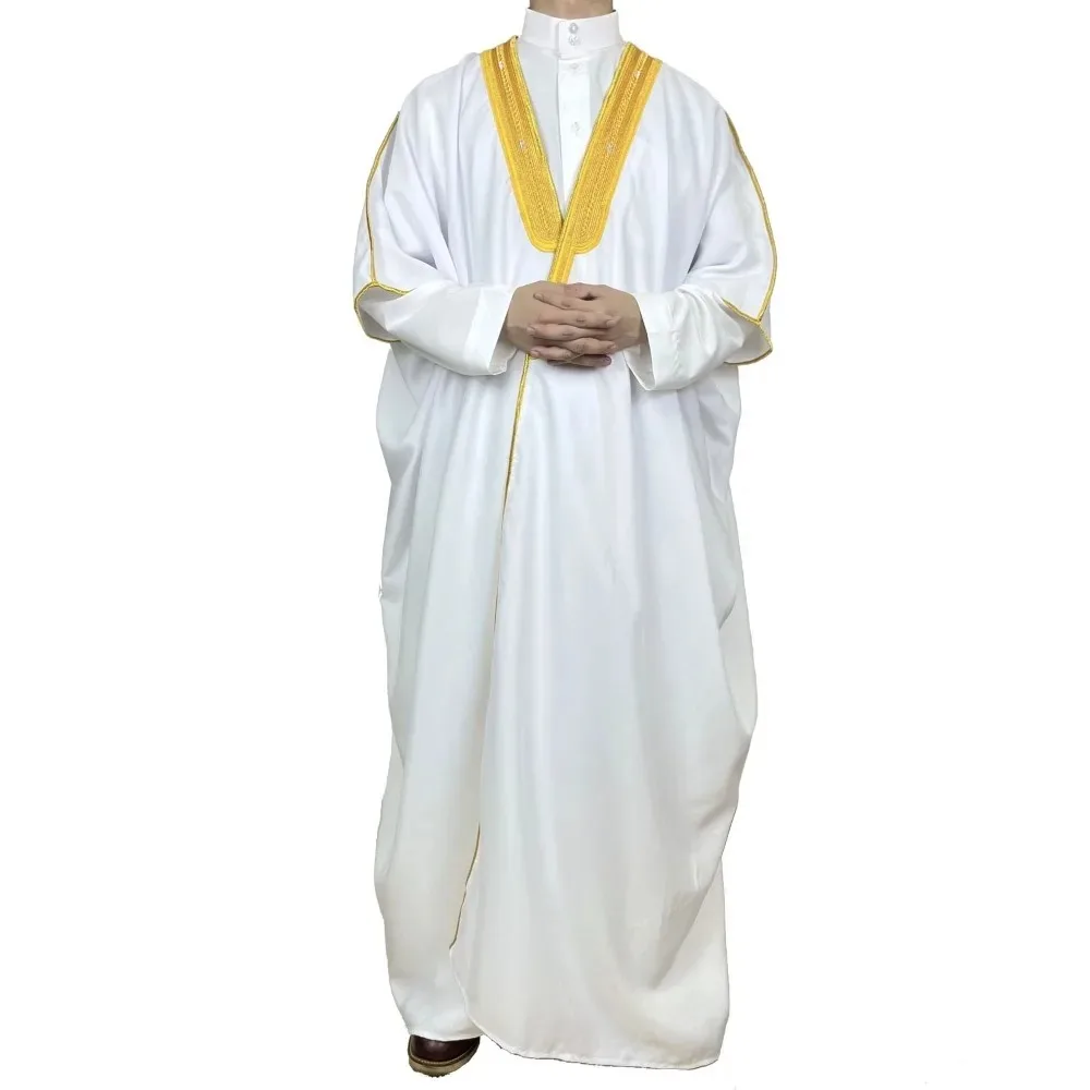 Open Dubai Saudi Abaya for Men & Women - usage example