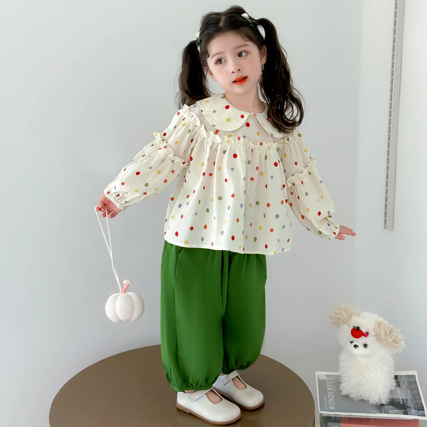 

Модный комплект для девочек: костюм с воротником-стойкой, весна-осень 2025, трендовая детская одежда из двух предметов для школьниц