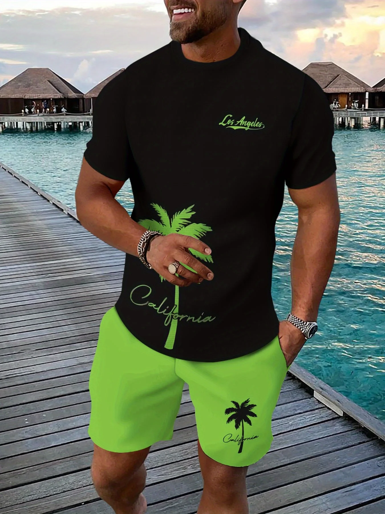 

The 2025 Summer new fashion casual Men's Dopamine Beach Casual Shorts Set is soft and comfortable