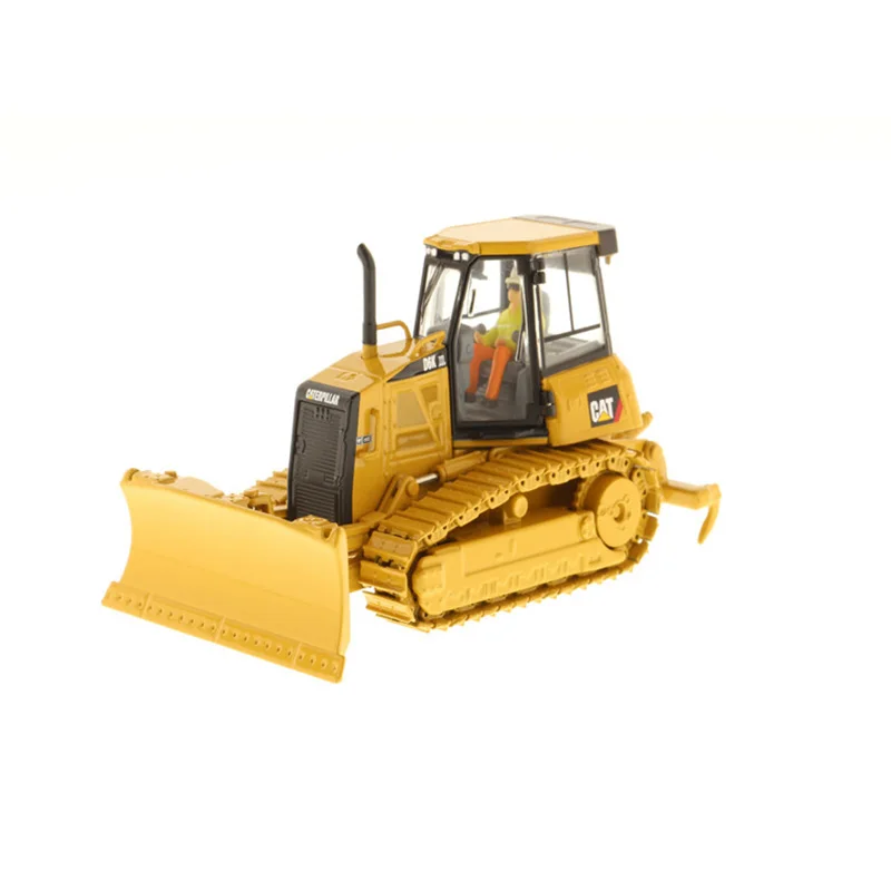 

DM CAT Diecast Alloy 1:50 Scale D6K Bulldozer Excavator Cars Model Adult Classics Collection Toys Souvenir Gifts Static Display